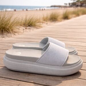 REEF Cushion Bay Bondi Slides Sandals ~ New
